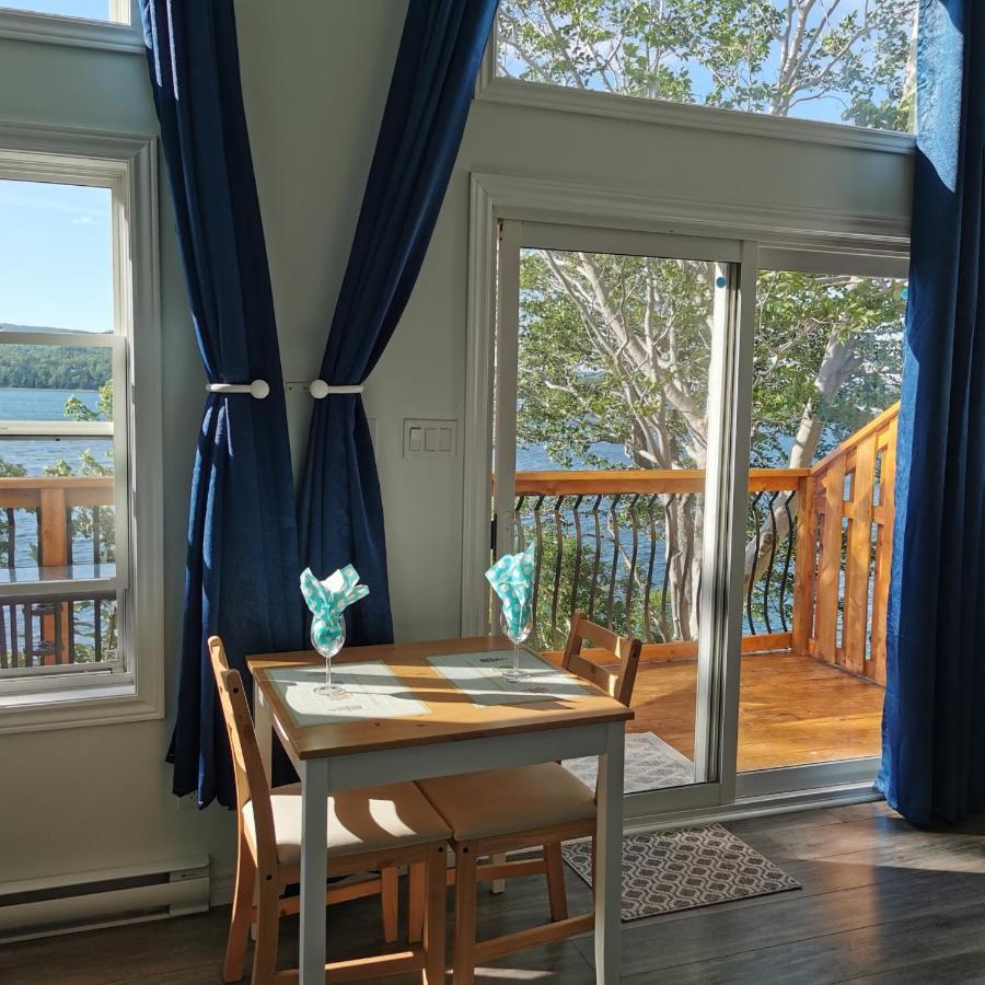 אינגוניש Knotty Pine Ocean Front Suite - Adults Only מראה חיצוני תמונה