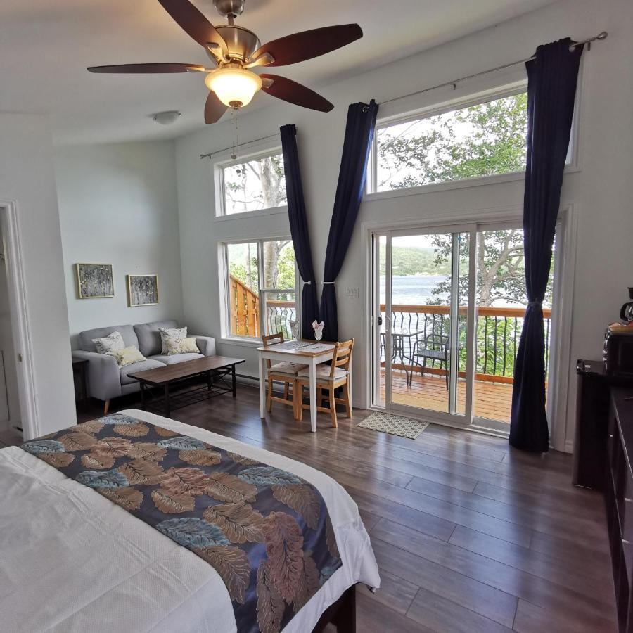 אינגוניש Knotty Pine Ocean Front Suite - Adults Only מראה חיצוני תמונה