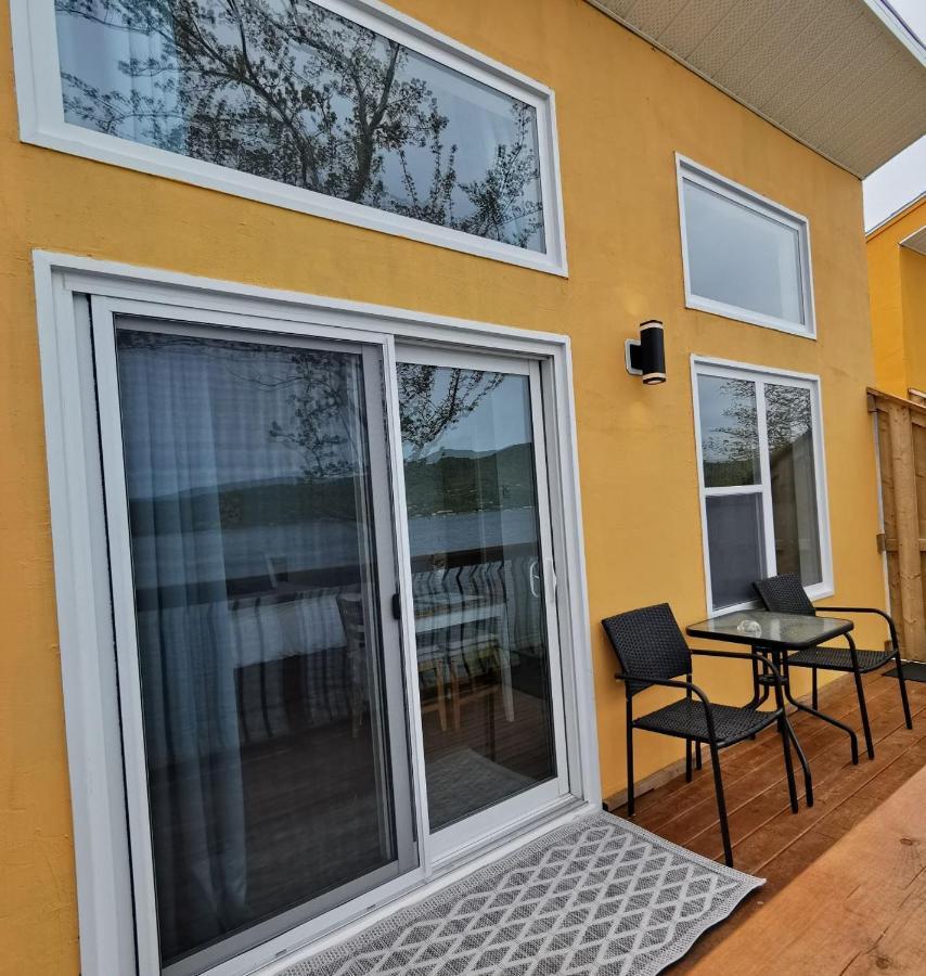 אינגוניש Knotty Pine Ocean Front Suite - Adults Only מראה חיצוני תמונה