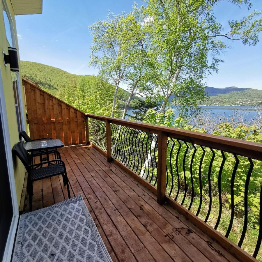 אינגוניש Knotty Pine Ocean Front Suite - Adults Only מראה חיצוני תמונה