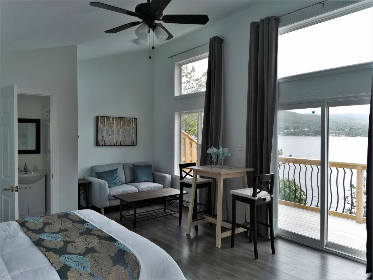 אינגוניש Knotty Pine Ocean Front Suite - Adults Only מראה חיצוני תמונה